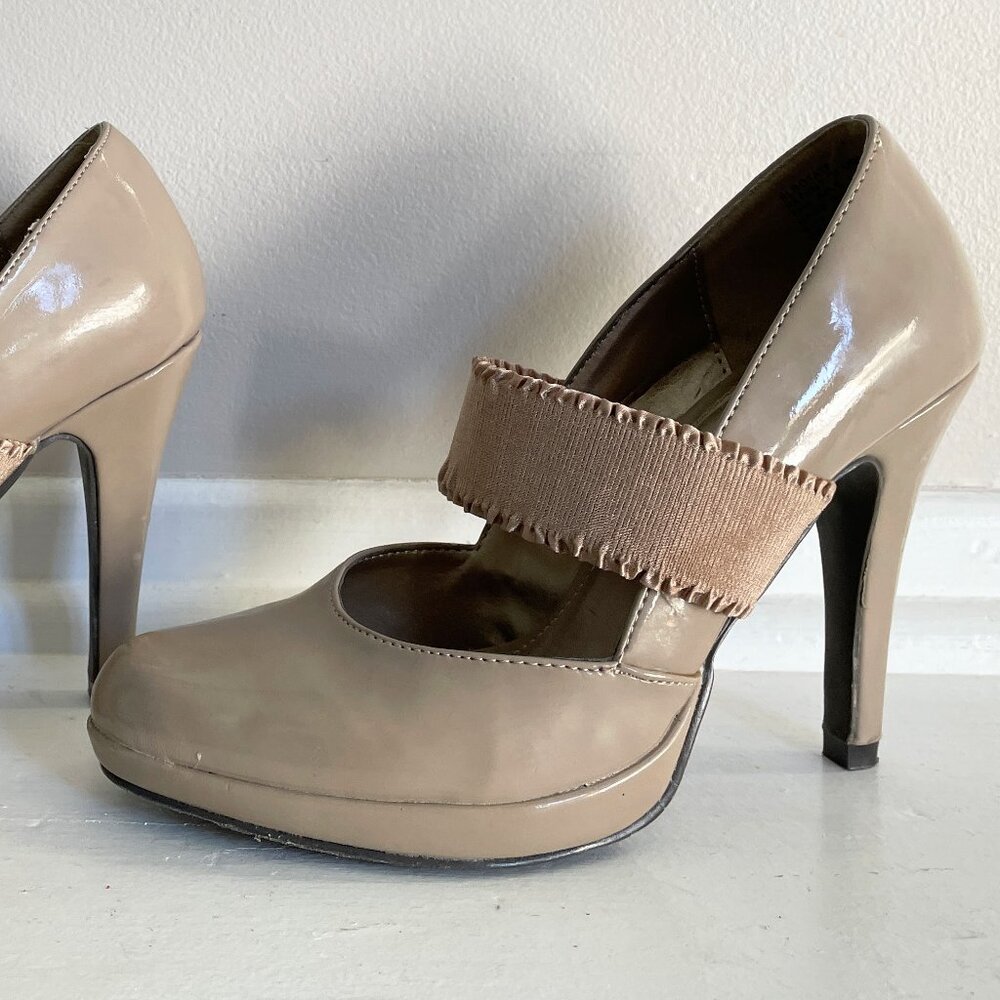 Platform Nude heel